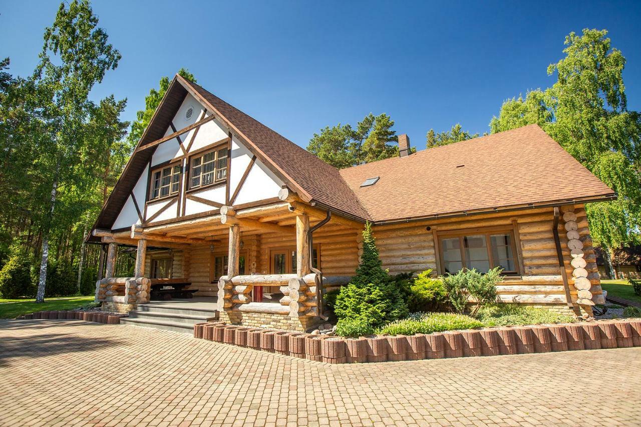 Hotel Dzintarkrasts Zocenes Ciems Exterior foto